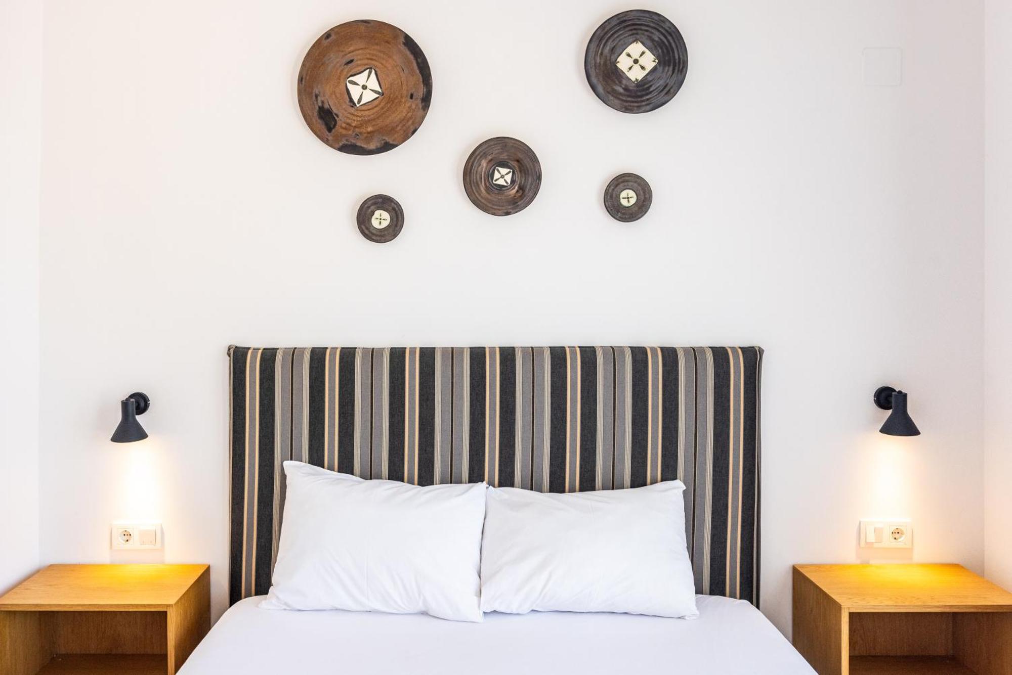 Akkum Beach Otel Сеферихисар Екстериор снимка