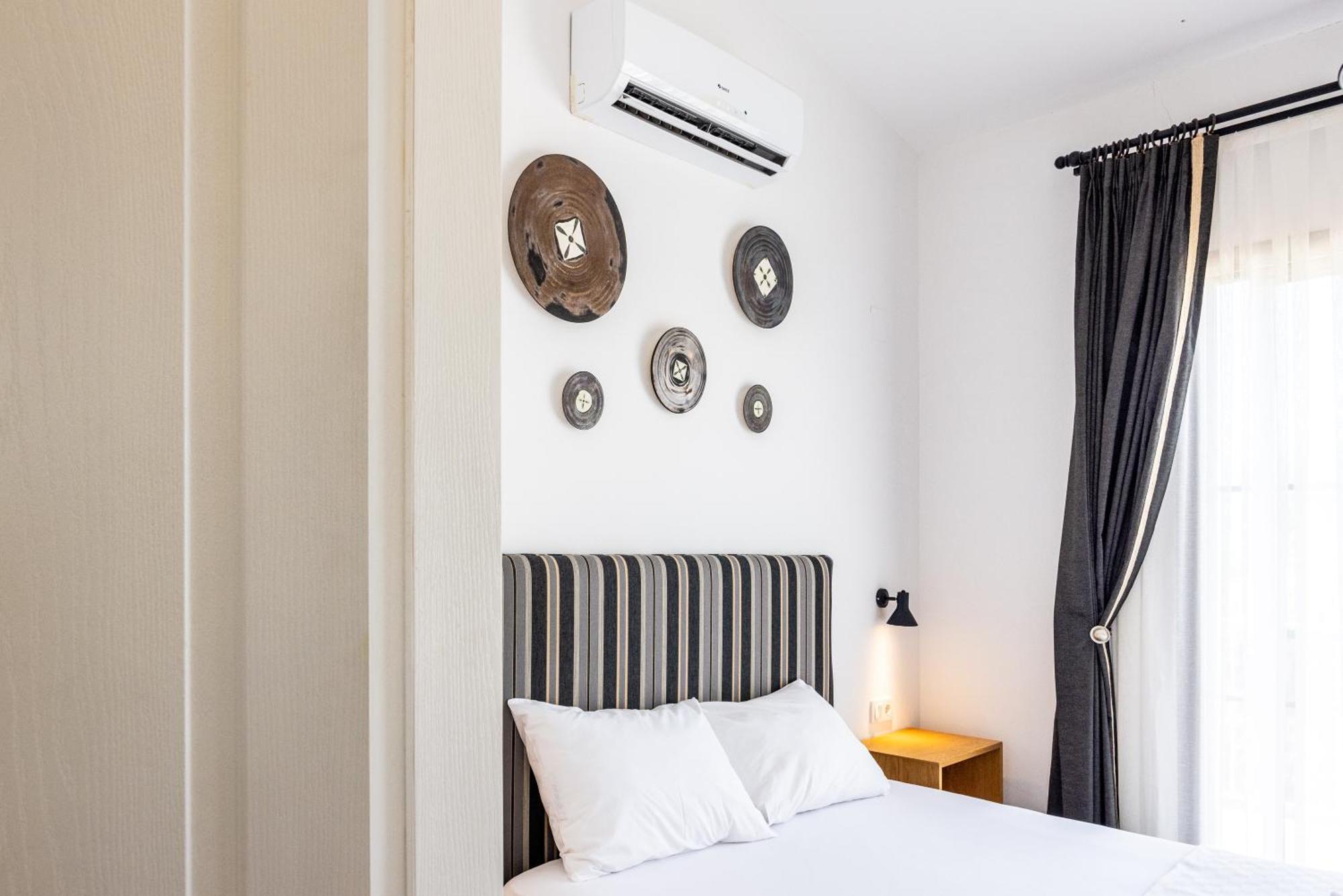 Akkum Beach Otel Сеферихисар Екстериор снимка